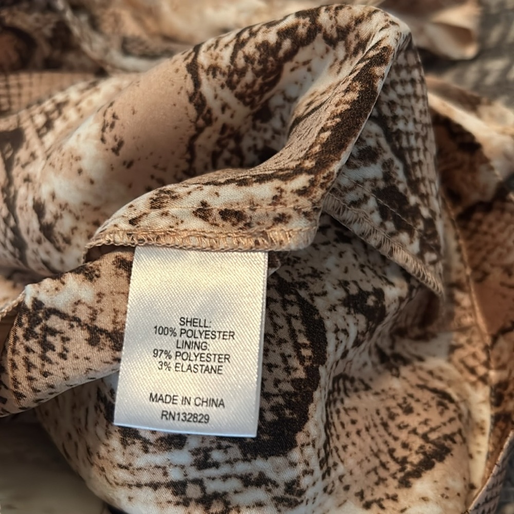 L’Academie SUPER CUTE Jane Shorts - Picture 8 of 8